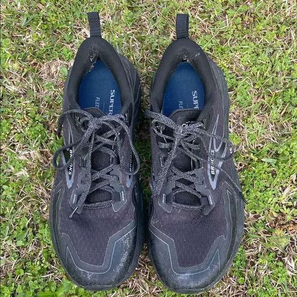 Brooks Cascadia Trail Shoes - Picture 3 of 9